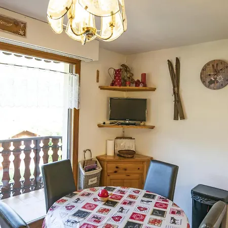 Confortable A - 4 Pers, Balcon, Expo S/o, Proche Du Centre - Fr-1-676-168 Apartment Chatel